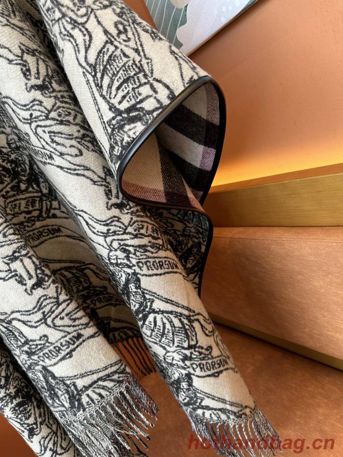 Burberry Cloak BBC00159 Burberry Cloak BBC00159