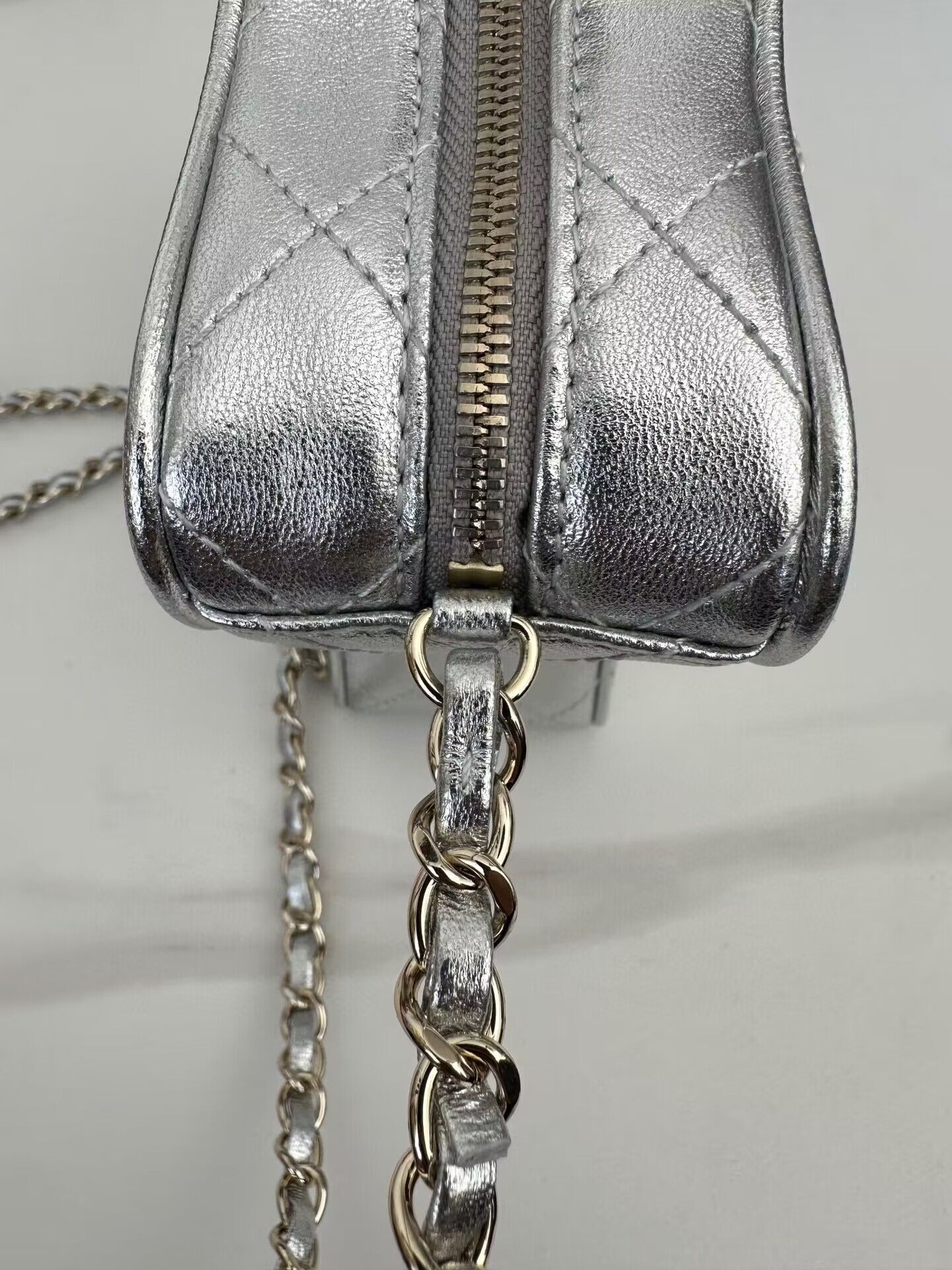 Chanel 24C Original Leather Star Bag AS4579 Silver Chanel 24C Original Leather Star Bag AS4579 Silver