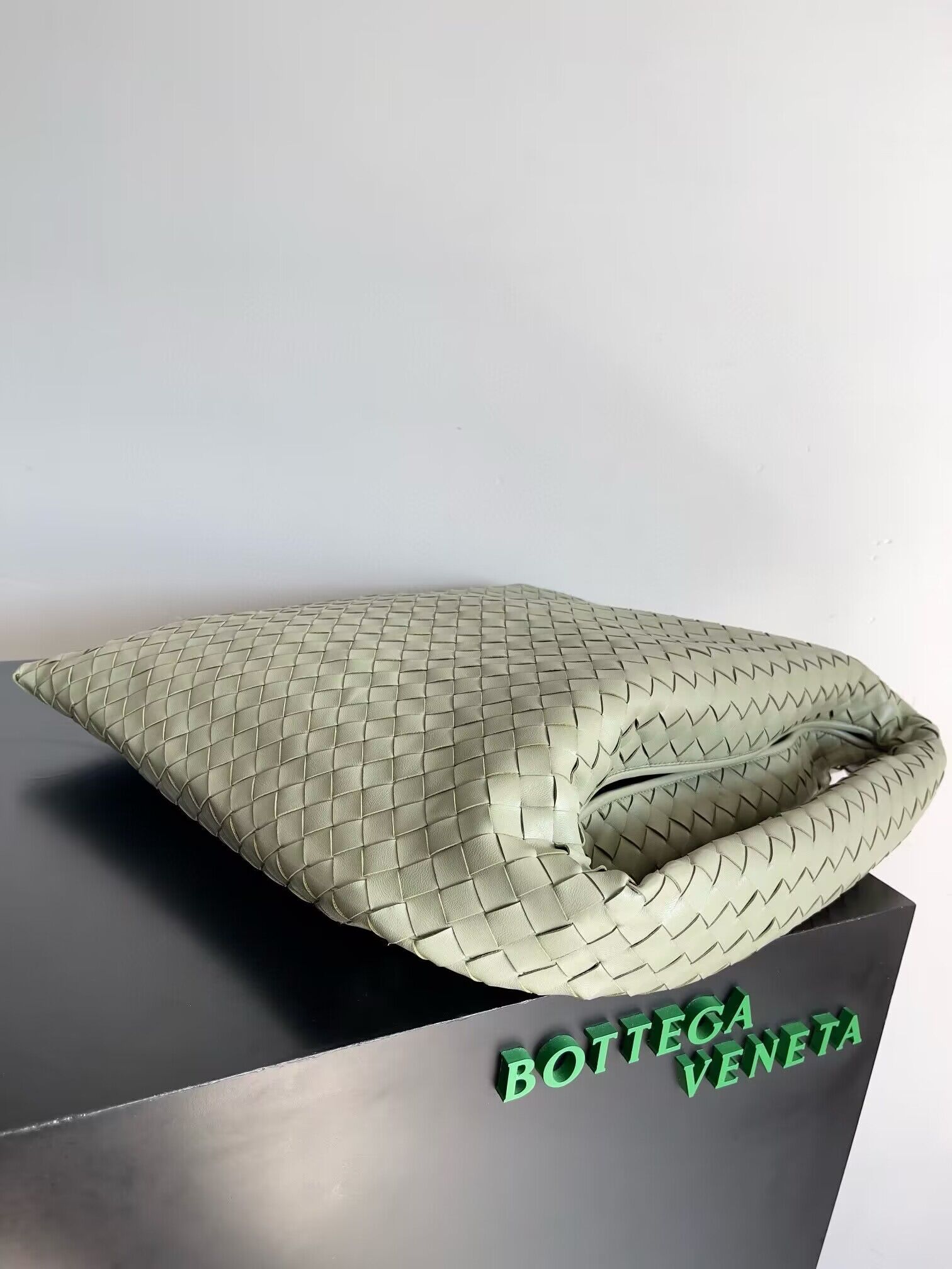 Bottega Veneta Large Hop 763970 Green Bottega Veneta Large Hop 763970 Green
