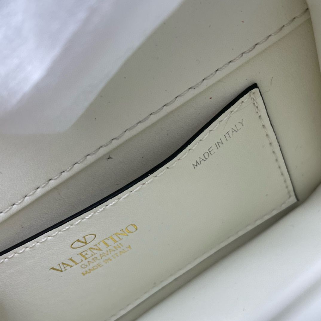 VALENTINO V logo MINI LOCO Garavani Bags 5102 Khaki VALENTINO V logo MINI LOCO Garavani Bags 5102 Khaki