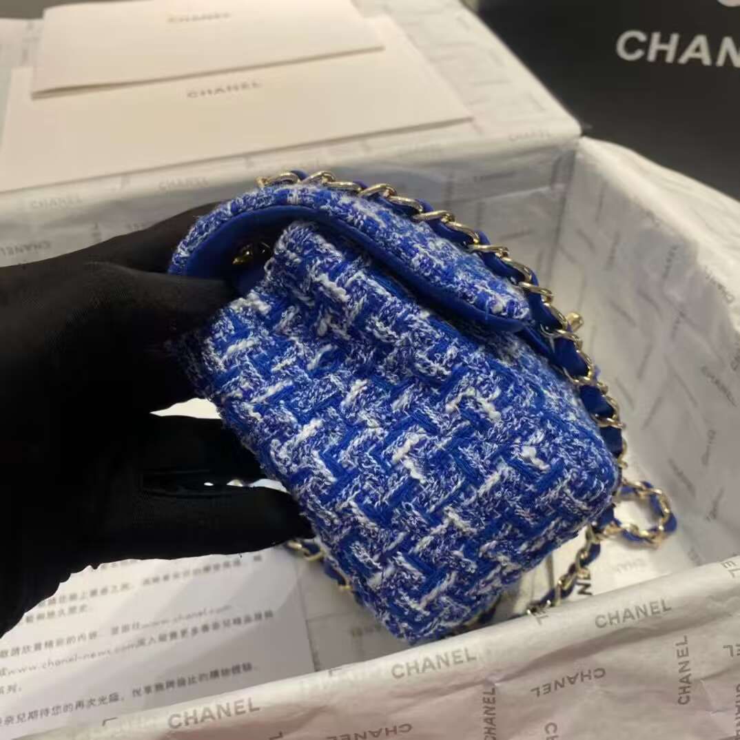 Chanel Tweed CLUTCH WITH CHAIN A01116 Blue Chanel Tweed CLUTCH WITH CHAIN A01116 Blue