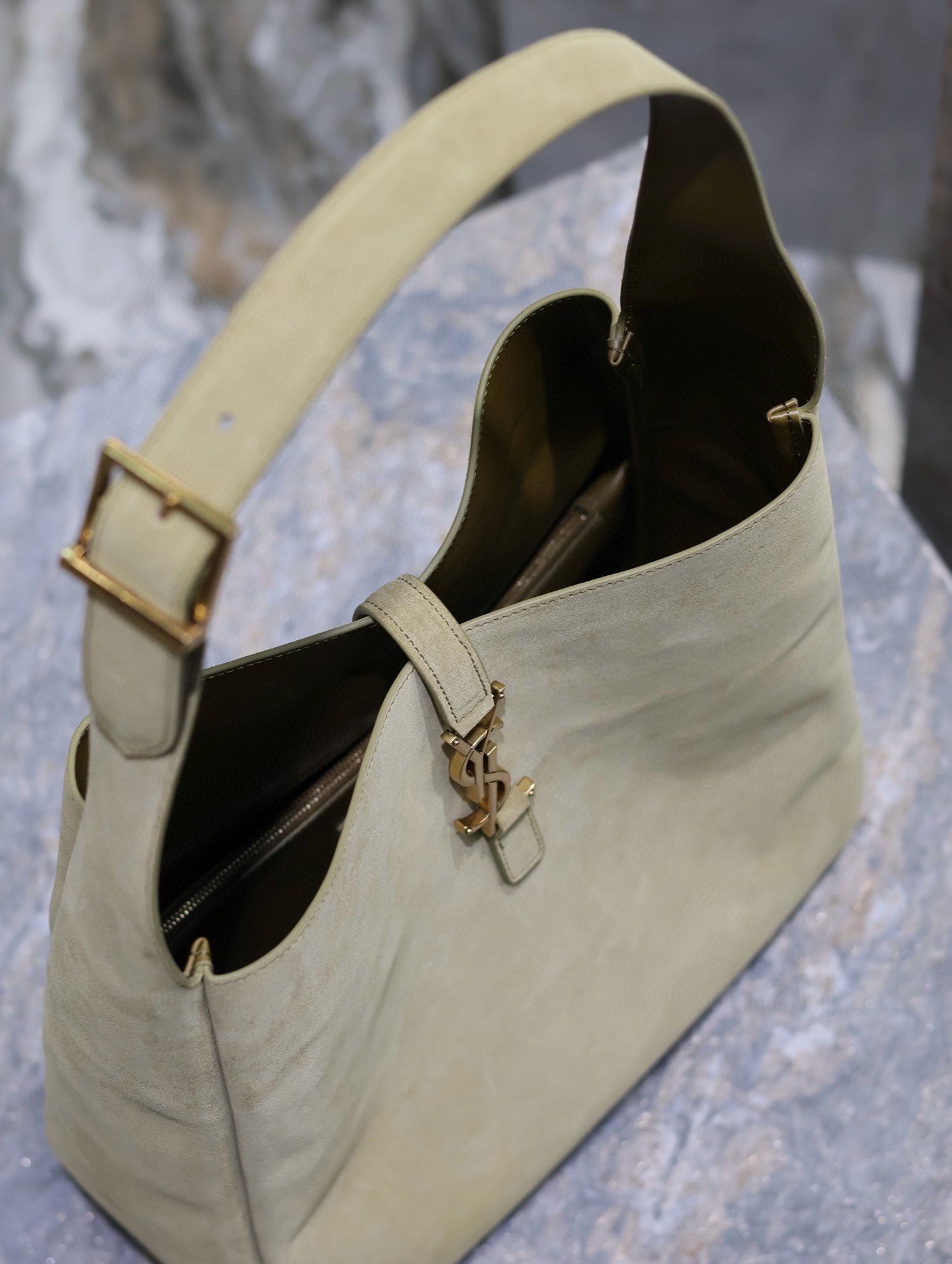 SAINT LAURENT LE 5 A 7 SUPPLE SMALL IN SUEDE 753837 BARLEY GREEN SAINT LAURENT LE 5 A 7 SUPPLE SMALL IN SUEDE 753837 BARLEY GREEN