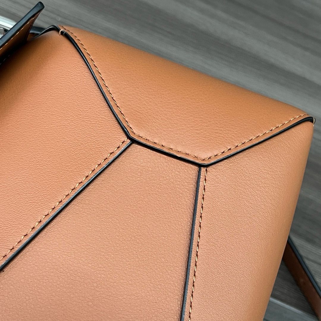 Loewe Small Puzzle Bag Original Leather 62324 brown Loewe Small Puzzle Bag Original Leather 62324 brown