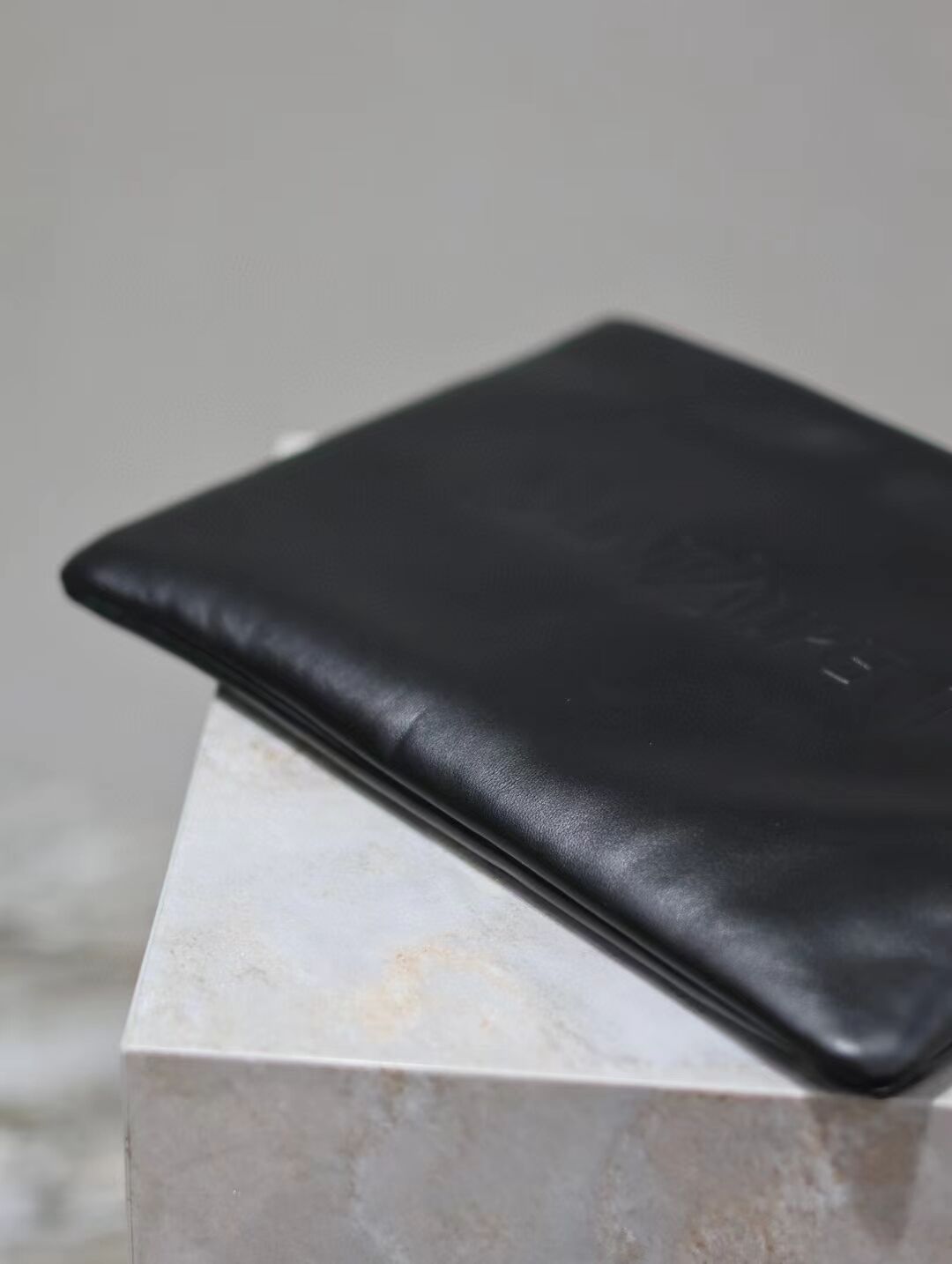 SAINT LAURENT CALYPSO LARGE POUCH IN LAMBSKIN 778943-1 black SAINT LAURENT CALYPSO LARGE POUCH IN LAMBSKIN 778943-1 black