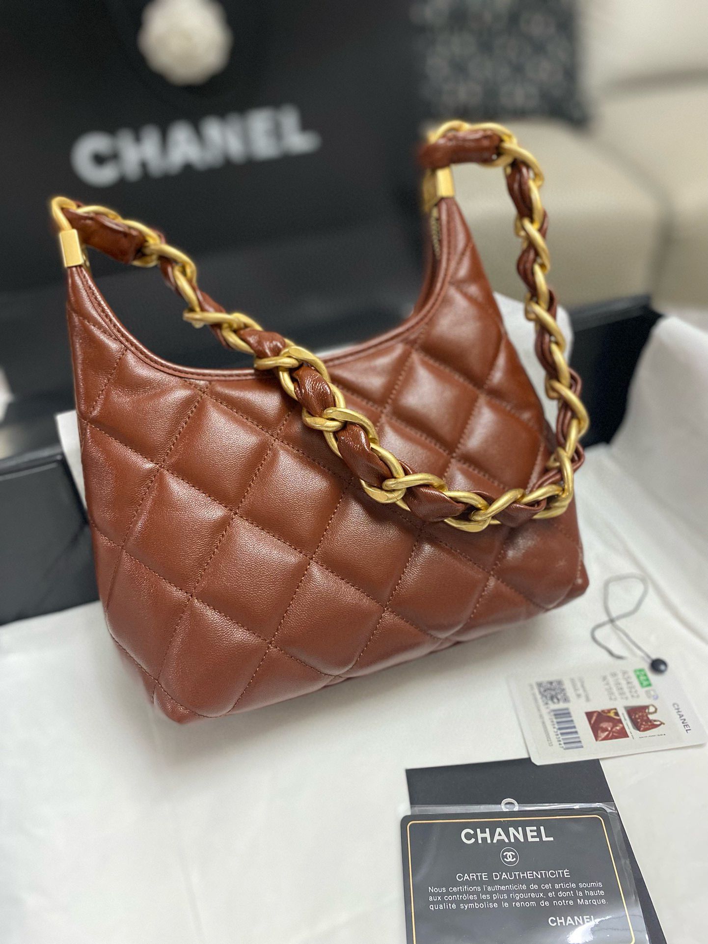 Chanel 24A Original Leather Hobo Bag AS4922 AS4923 Brown Chanel 24A Original Leather Hobo Bag AS4922 AS4923 Brown