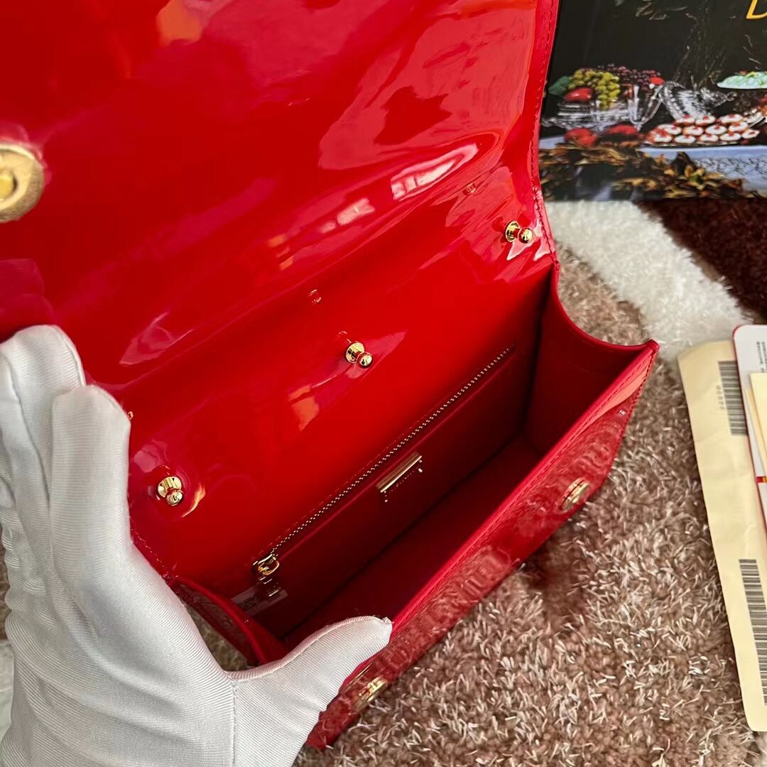 Dolce & Gabbana Patent leather Shoulder Bag G6551 red Dolce & Gabbana Patent leather Shoulder Bag G6551 red