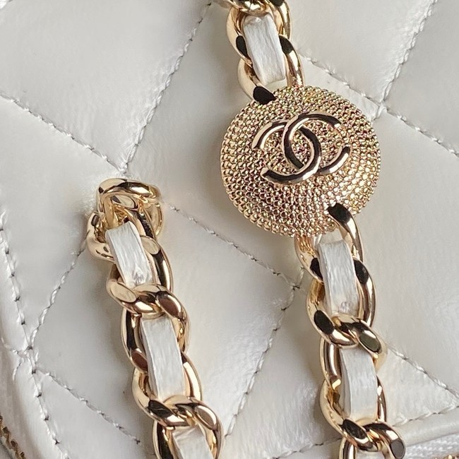Chanel CLUTCH WITH CHAIN AP4302 whi