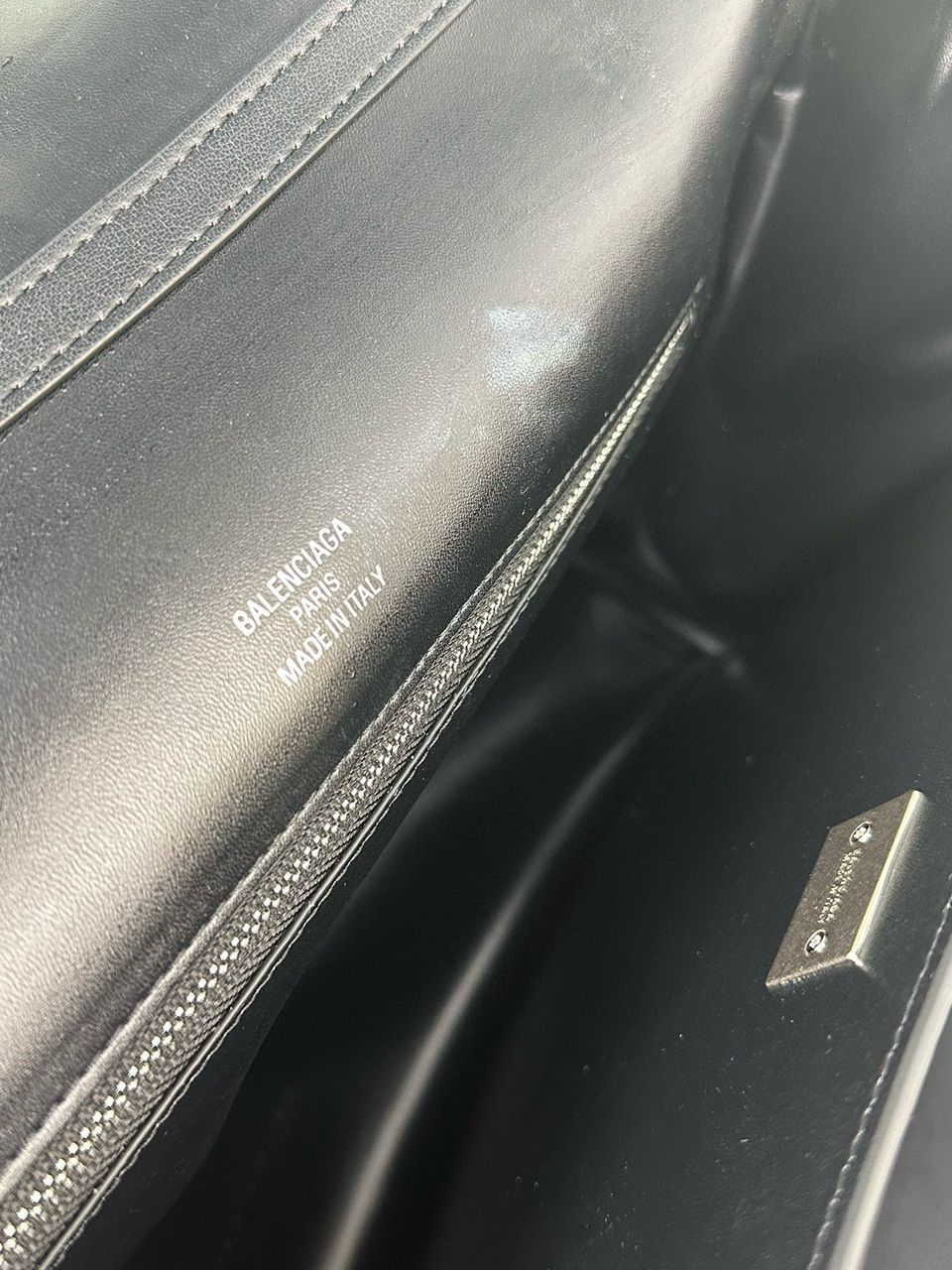 Balenciaga Rodeo Medium Handbag in black smooth calfskin 9027 aged-silver hardware Balenciaga Rodeo Medium Handbag in black smooth calfskin 9027 aged-silver hardware