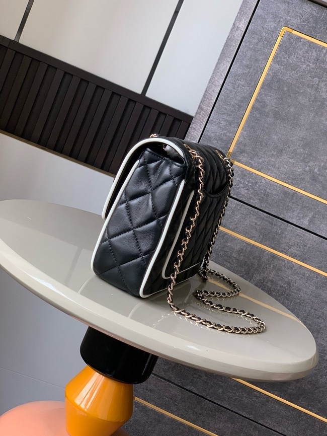 CHANEL FLAP BAG Lambskin AS5150 Black & White