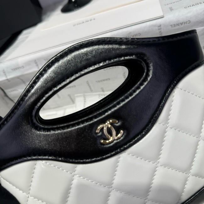 Chanel mini 31 bag AP3656 black&white