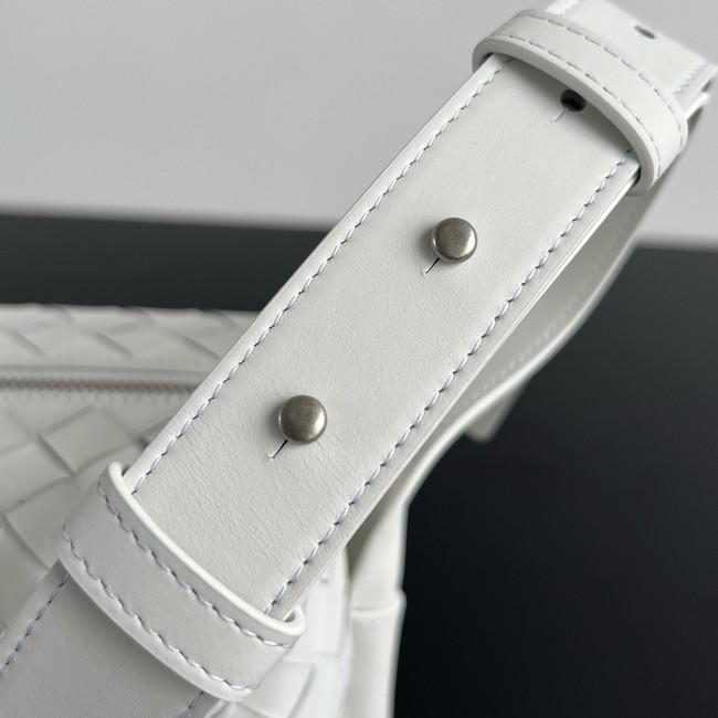 Bottega Veneta Concert Pouch 794258 white