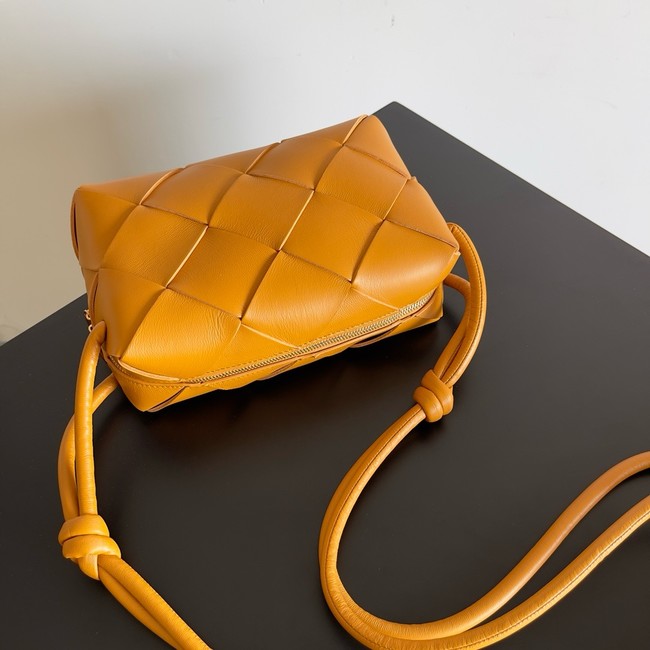 Bottega Veneta Intrecciato Concert Pouch D794258 yellow