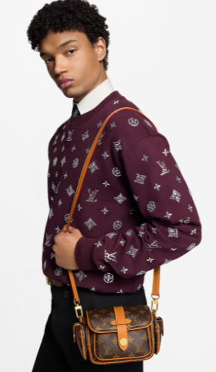 Louis Vuitton Cargo Wearable Wallet M14742 Louis Vuitton Cargo Wearable Wallet M14742