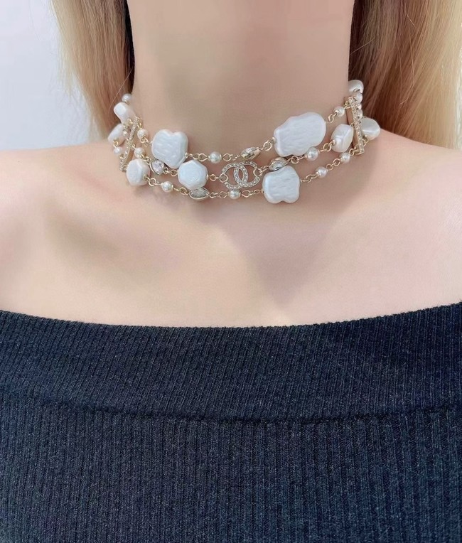 Chanel necklace CE81010