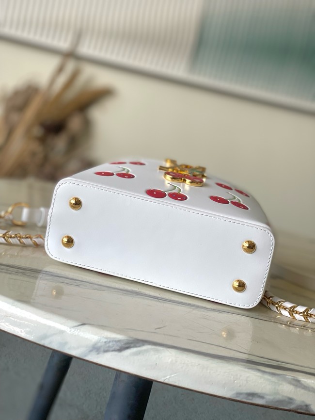 Louis Vuitton Capucines Mini M13251 white
