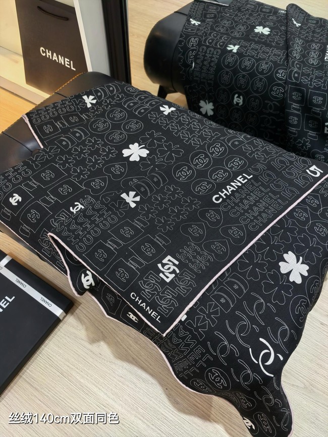 Chanel Shawl Cashmere and Silk Jacquard KY105