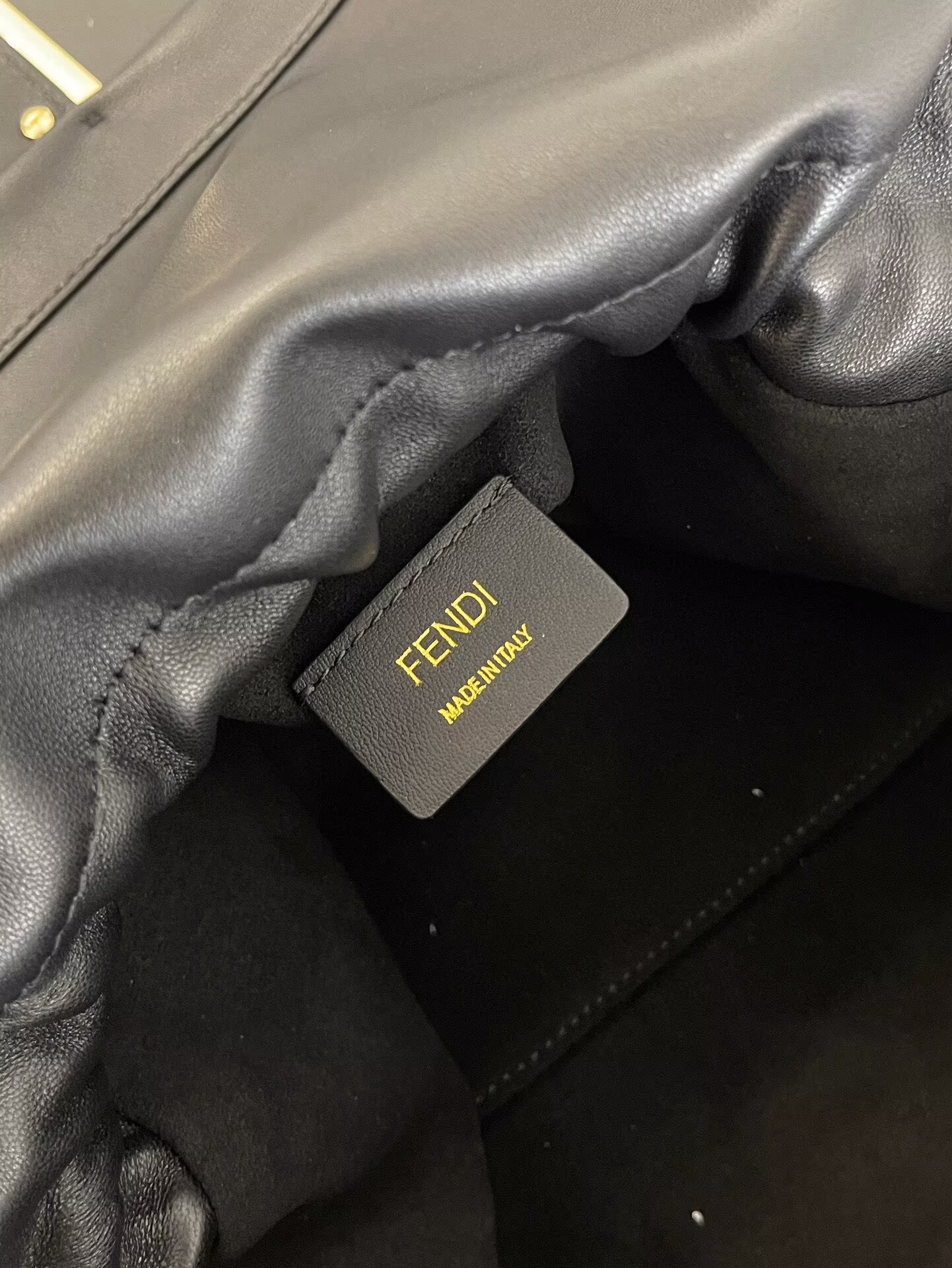 Fendi Mamma Baguette Original Leather Top Handle Bag 8832 Black