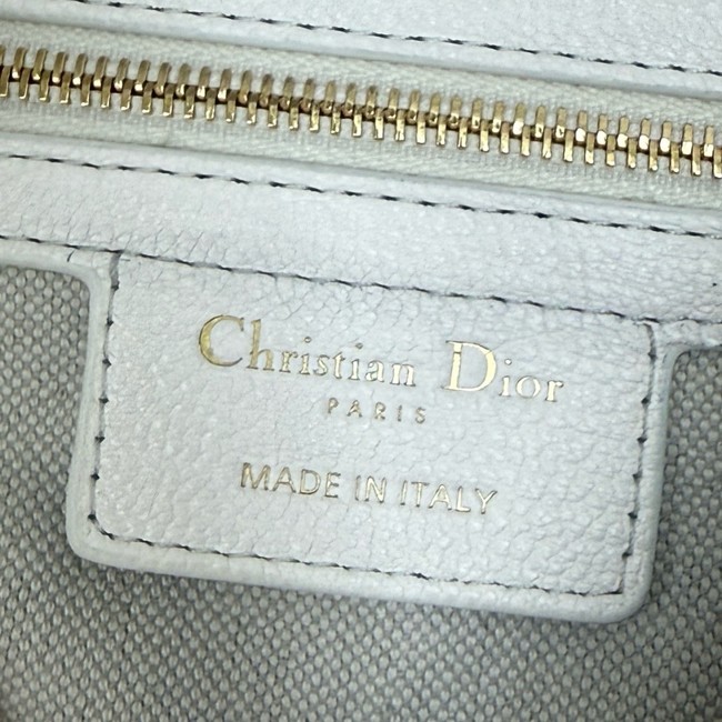 Small Dior Voyage Bag Flat Macrocannage Grained Calfskin M2845UJ Latte