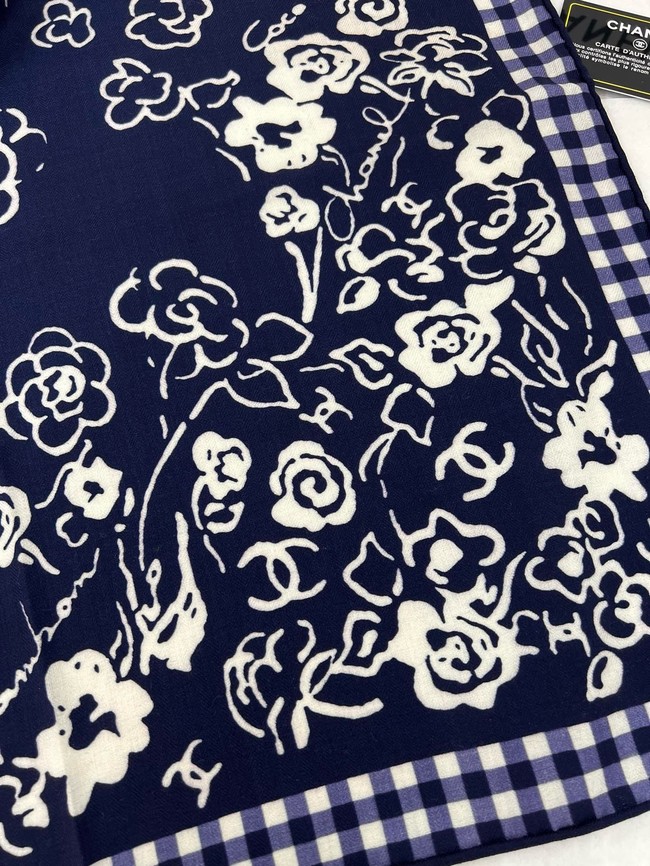 Chanel Shawl Cashmere and Silk 06390