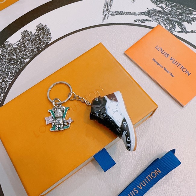 Louis Vuitton Charm and Key Holder M63085-2