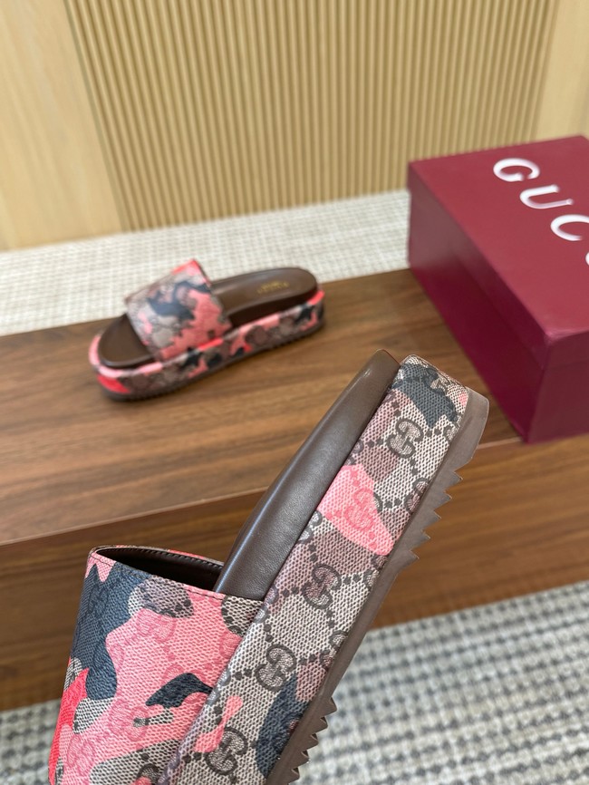 GUCCI Womens platform slide sandal 87185-1