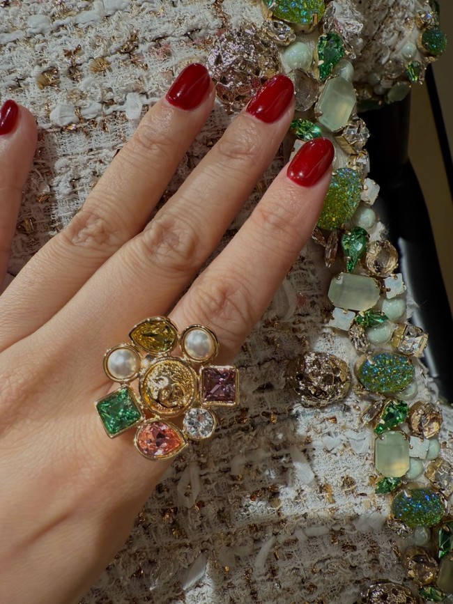 Chanel ring CE81848
