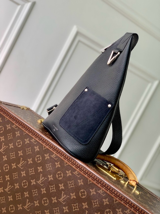 Louis Vuitton Delta Slingbag M27060 black