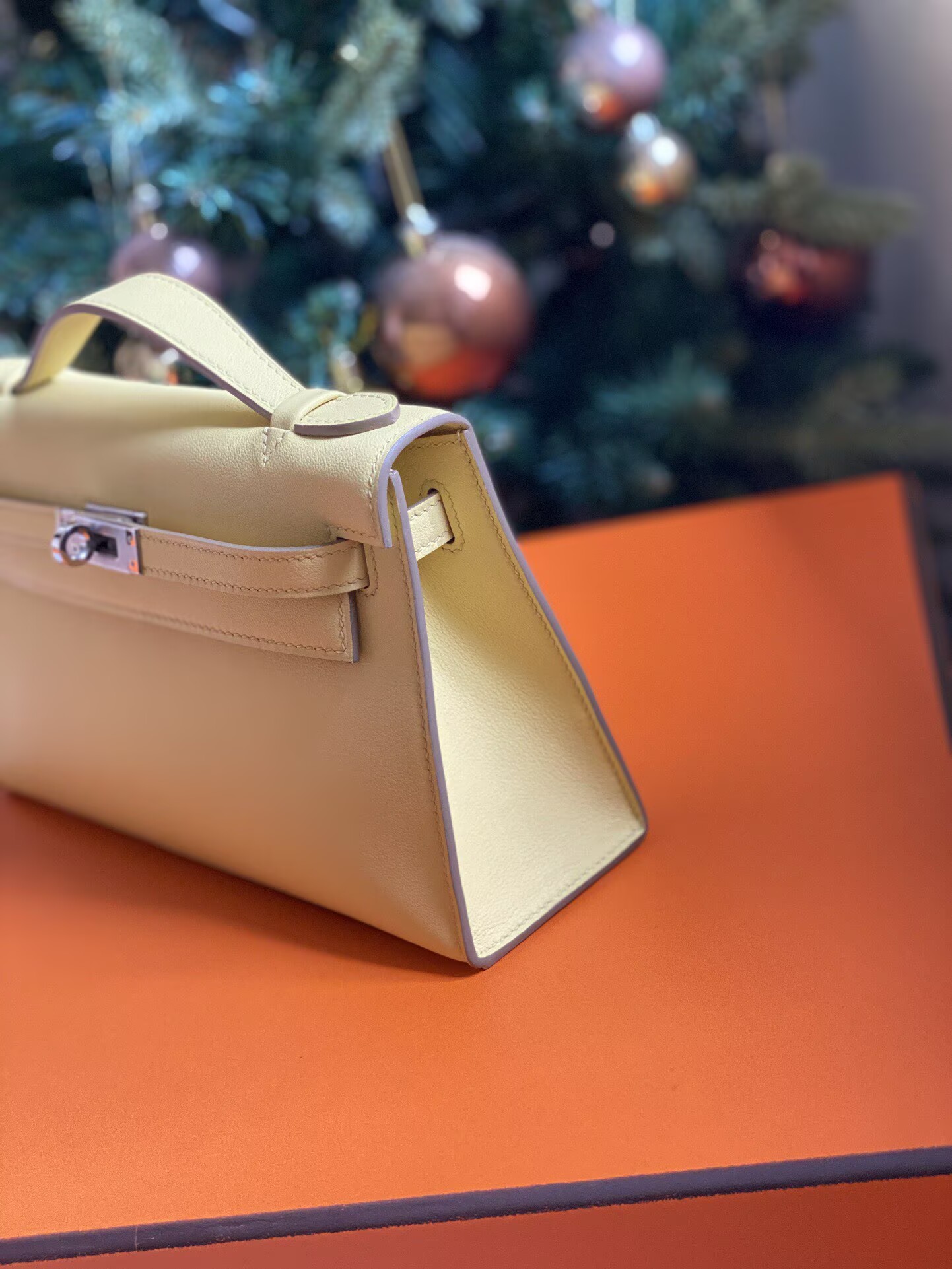 Hermes Original Swift Leather Mini Kelly K22CM H23560 Light yellow Hermes Original Swift Leather Mini Kelly K22CM H23560 Light yellow