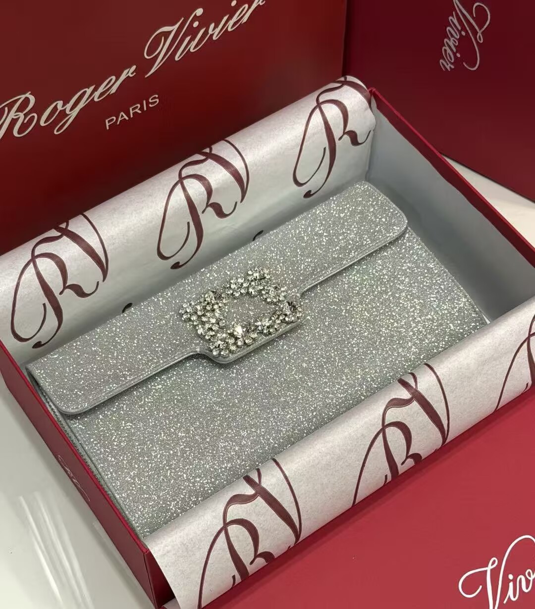 Roger Vivier Clutch Handbag V30261 Silver