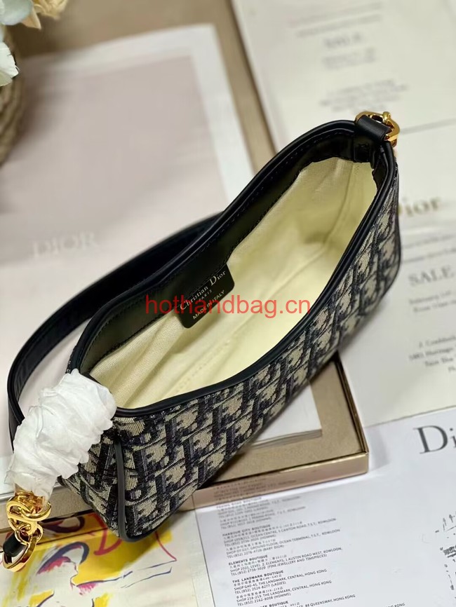 Dior 30 MONTAIGNE HOBO AVENUE MINI BAG Blue Dior Oblique Jacquard S2187UCNX Dior 30 MONTAIGNE HOBO AVENUE MINI BAG Blue Dior Oblique Jacquard S2187UCNX