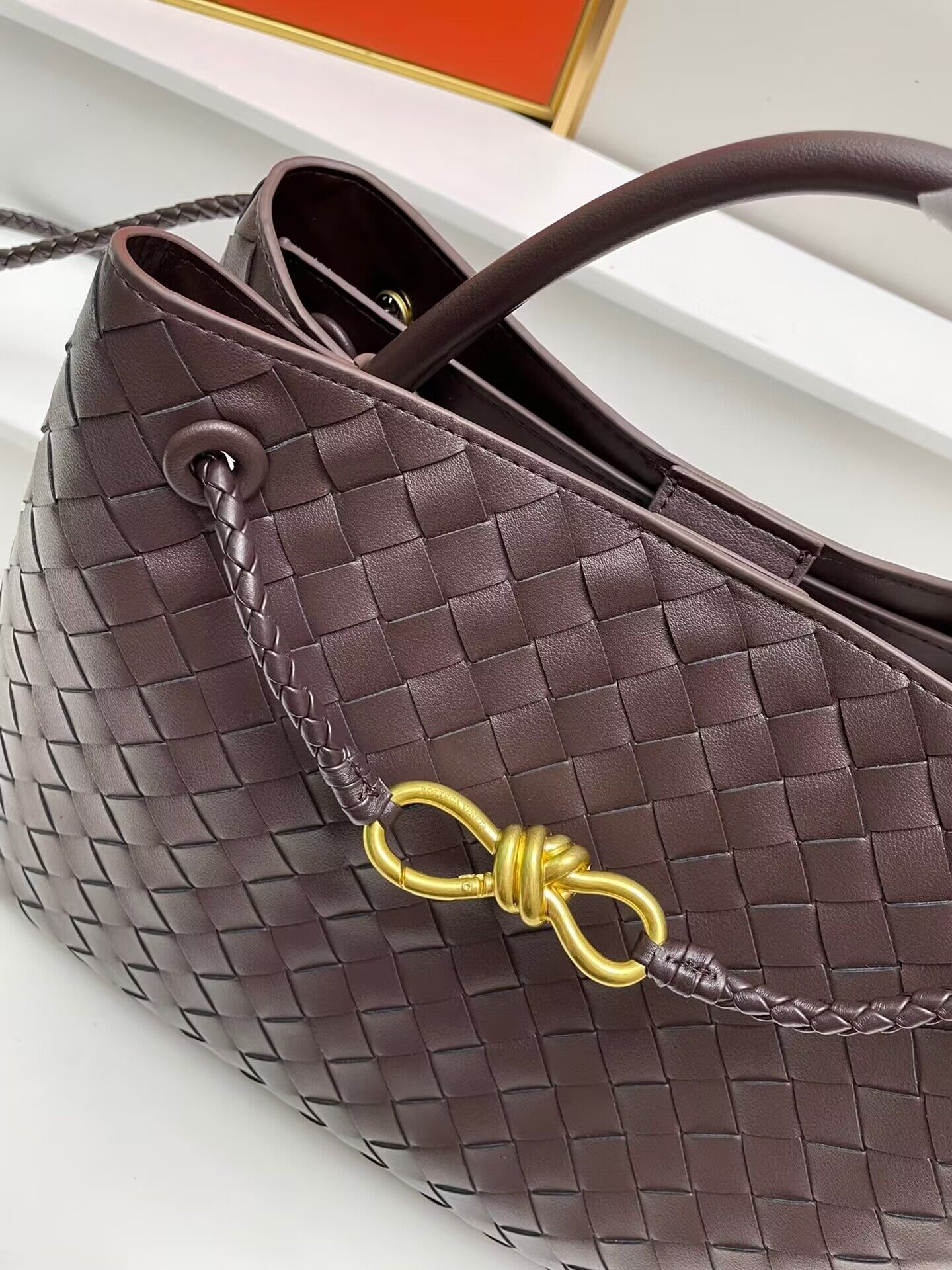 Bottega Veneta Andiamo Small Intrecciato Leather Tote 743572 Dark Brown Bottega Veneta Andiamo Small Intrecciato Leather Tote 743572 Dark Brown