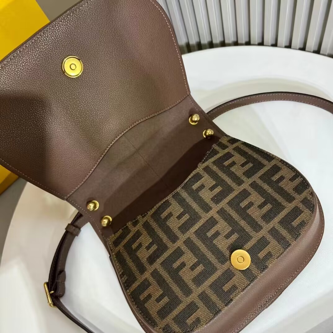 Fendi Cmon Medium Brown FF jacquard fabric and leather bag 8BT366 Fendi Cmon Medium Brown FF jacquard fabric and leather bag 8BT366