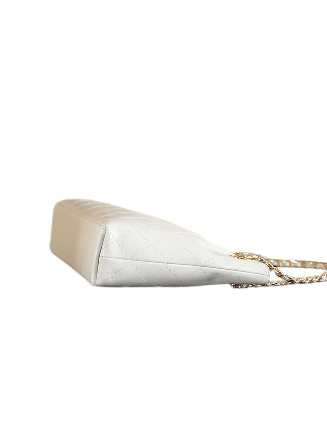 CHANEL Shoulder Bag 66971 white
