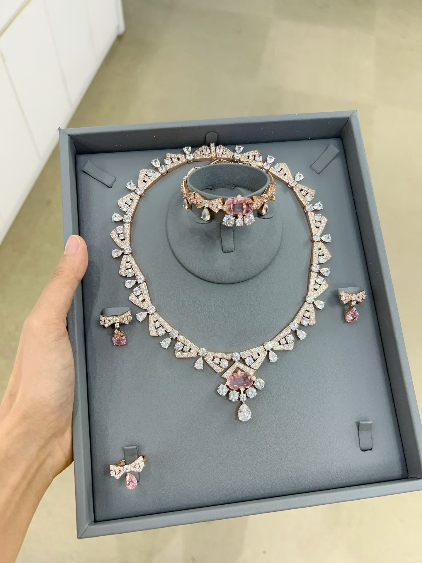 BVLGARI necklace&Earring&Bracelet&ring CE82033 BVLGARI necklace&Earring&Bracelet&ring CE82033