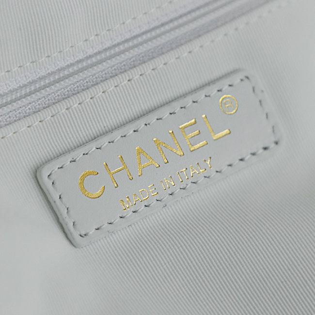 CHANEL Braided Straw Shoulder Bag AS5955 Apricot and white